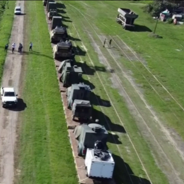 La Fraternidad - TREN MILITAR POR KILO 5